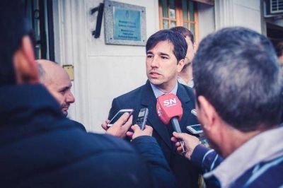 Municipales le apuntaron a Flexas e insistieron con el pago del bono de fin de a�o