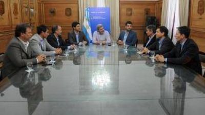 Intendentes del PJ buscar�n mostrarse unidos en diferentes actos durante el verano