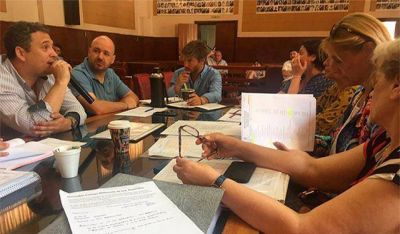 �En el �rea cultural esta gesti�n quiere volver a los criterios de la beneficencia�