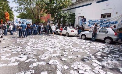 Luz y Fuerza anuncia paro en Edea y movilizaci�n en reclamo de m�s personal