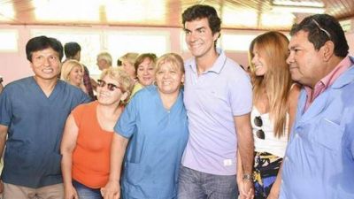 Juan Manuel Urtubey reconoci� la labor de agentes sanitarios en Pichanal