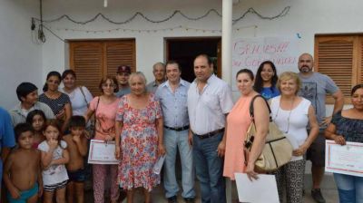 Entregaron viviendas en el barrio de Villa Griselda