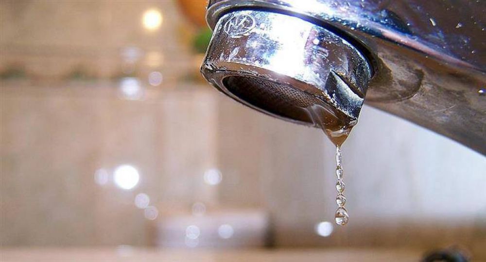 Justicia confirma el aumento de hasta 375% en la tarifa del agua
