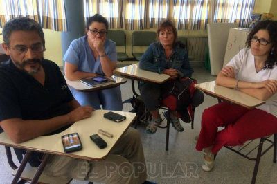 M�dicos aceptaron la propuesta del Municipio de manera 