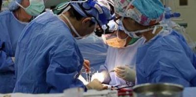 Realizaron inedita operaci�n de coraz�n en el Hospital Rawson