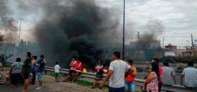Vecinos de Lomas se reunieron con autoridades de AySA