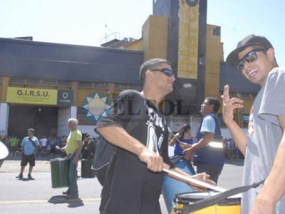 Paro y protesta en la sede del GIRSU