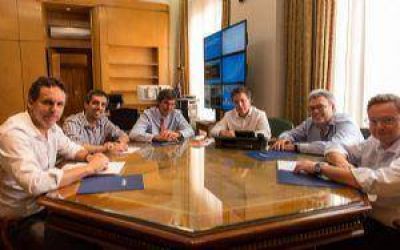 Nicol�s Dujovne reuni� a la mesa chica de su ministerio en el inicio de la gesti�n