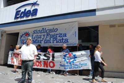 Movilizaci�n de trabajadores ante EDEA y amenaza de parar toda la organizaci�n