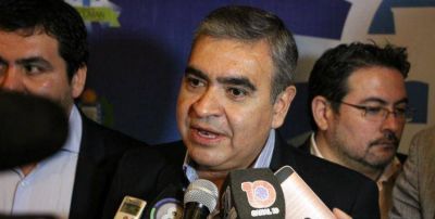 El intendente Alfaro explic� los motivos para quitarle la concesi�n a Inverbus
