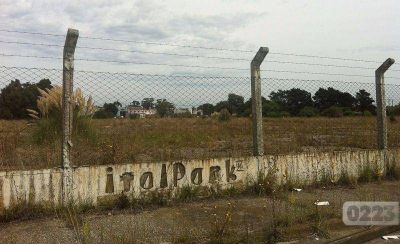�C�mo vienen los proyectos de Easy, Wallmart, SuperDomo, exRoyal y el Shopping de Constituci�n?