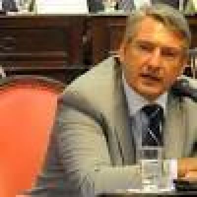 El FR quiere que Vidal coparticipe a a los municipios los fondos extra