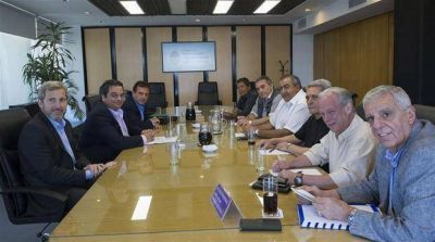 El Gobierno no avalar�a en las paritarias aumentos que superen el 20%
