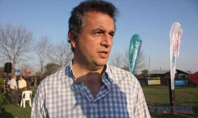 Etchevehere dijo que la situaci�n de los incendios es 