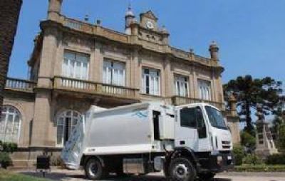 Nuevo cami�n recolector compactador de residuos
