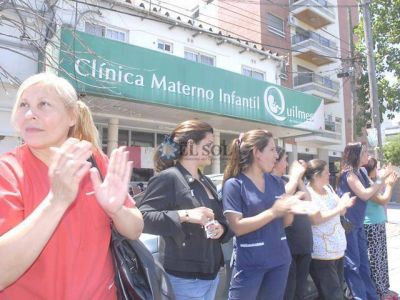 Empleados de la maternidad continuar�n con la protesta
