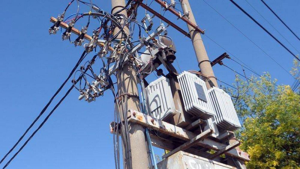 Al menos 5 sectores de Bah�a se quedaron sin luz