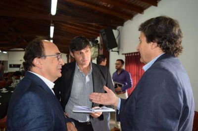 Salom�n y Candia conversaron con el Subsecretario de Desarrollo de Infraestructura