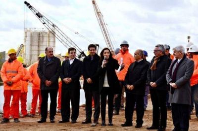 Vidal hace pie en zona norte y se muestra con intendentes massistas