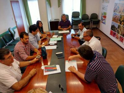 Gobierno trabaja con productores por las inundaciones que afectaron el sudoeste chaque�o