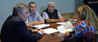El intendente mantuvo una reuni�n de trabajo con referentes de ABSA