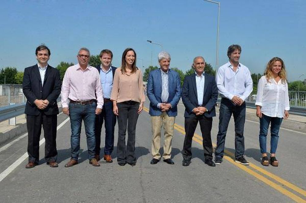 Vidal inaugur junto a Zamora y Andreotti el Puente Taurita