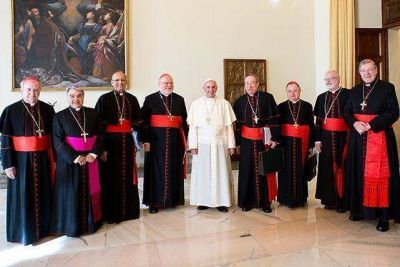 Francisco ha destituido a varias personas en la Curia Romana que murmuraban contra �l