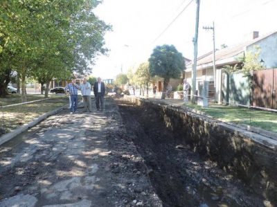 Arranc� la repavimentaci�n sobre una cuadra de Brandsen
