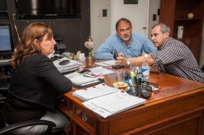 Vialidad. Trabajos para el tr�nsito pesado de Caseros