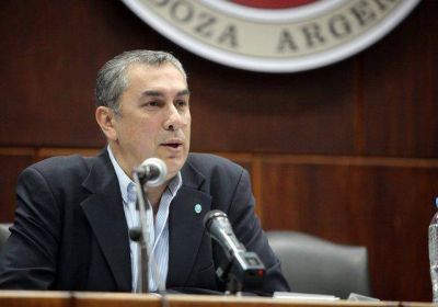 El gobierno mendocino se prepara para licitar en el segundo semestre algunas �reas de Vaca Muerta