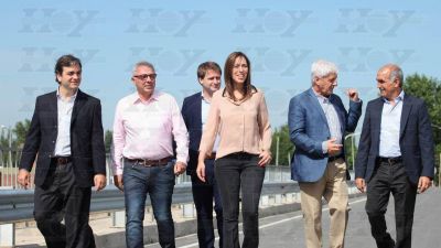 Con la obra p�blica, Vidal les manda se�ales a los intendentes
