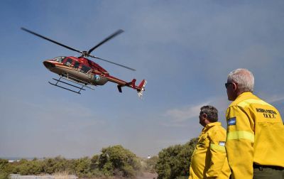 Incendios forestales: un documento revela que contrataron a dedo una empresa espa�ola antes de que finalizara la licitaci�n