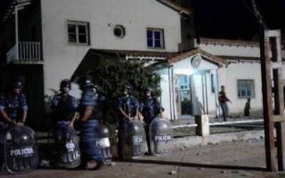 Pueblada en Benito Ju�rez: El intendente pidi� esperar que la Justicia investigue y repudi� la violencia