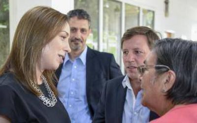 Vidal visit� la sede del Registro Provincial de las Personas en San Miguel