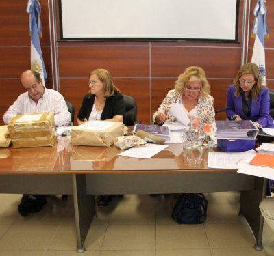 Gobierno adjudic� la ART a la firma que hizo la oferta m�s econ�mica