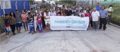Bucca inaugur� pavimento cont�nuo en Barrio Vivanco