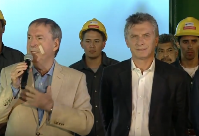 Descuido PRO | Con cascos de Odebrecht de fondo, Macri inaugur� una obra