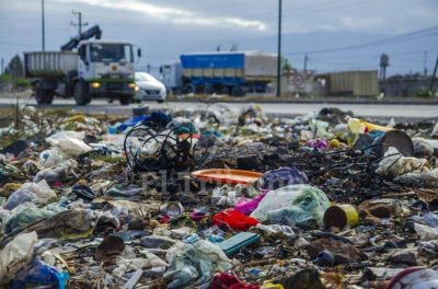 La gente tira basura en 200 lugares