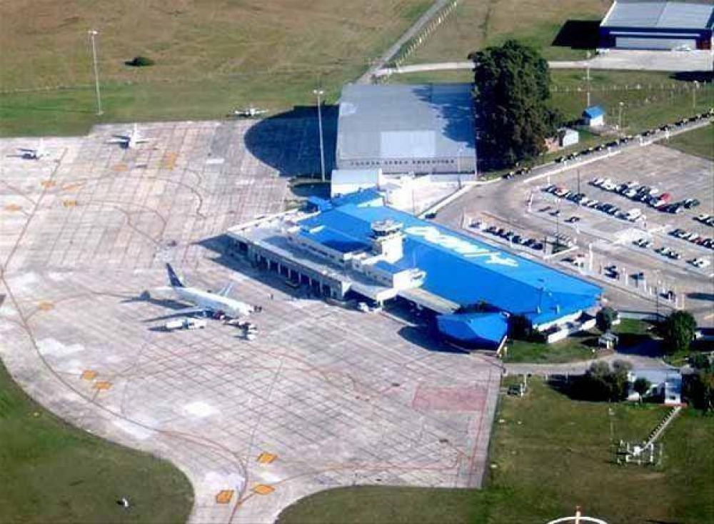 Cierran durante un mes el aeropuerto de Mar del Plata