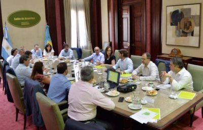 Vidal encabez� la primera reuni�n de Gabinete 2017