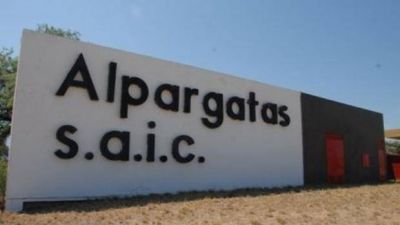 Temor en Catamarca por la situaci�n de Alpargatas