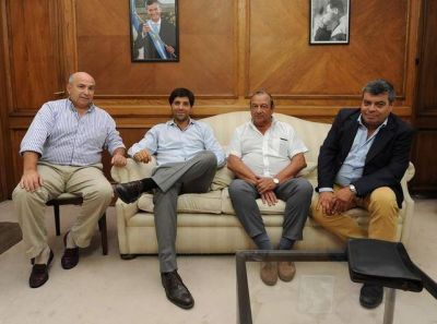 El Intendente gestion� ante funcionarios de la naci�n