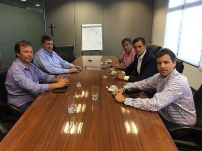 Intendentes peronistas se reunieron con el ministro Roberto Gigante