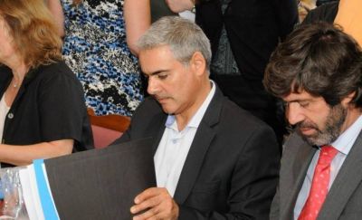 Massismo: �Creemos que es tiempo de convocar a extraordinarias y que se discuta en el Congreso el proyecto en febrero�