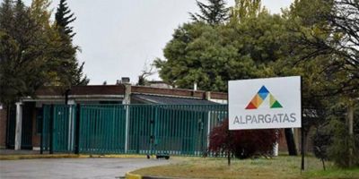 San Luis: cierran Alpargatas, Georgalos y Cer�micas San Lorenzo y centenares de trabajadores se quedan sin empleo