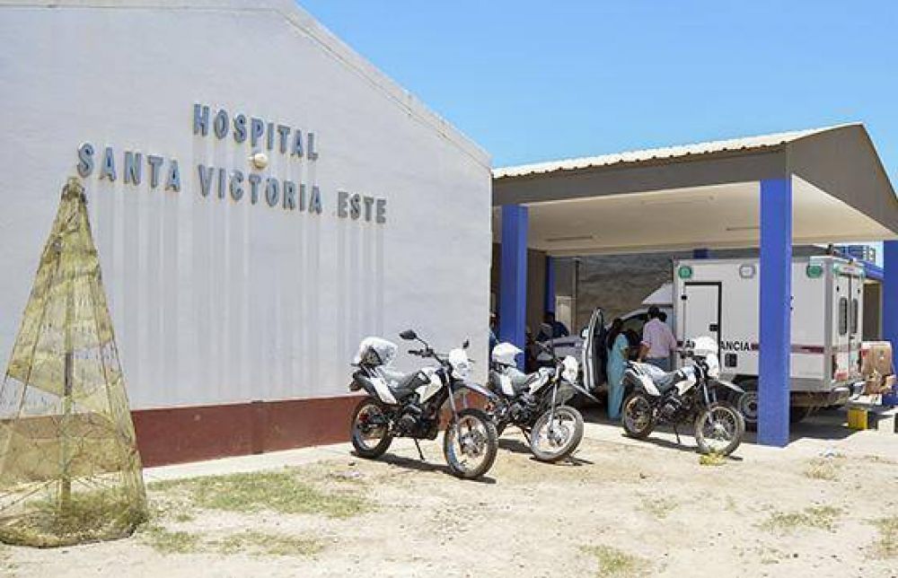 Entrega de motocicletas y una ambulancia en el norte provincial