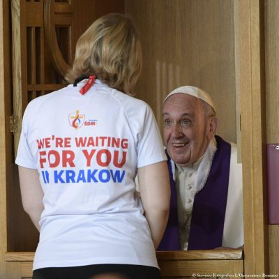 Papa Francisco a los j�venes: �Un mundo mejor se construye con ustedes�