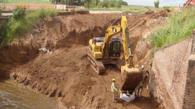Santa Fe invierte $1.700 millones en obras contra riesgos h�dricos