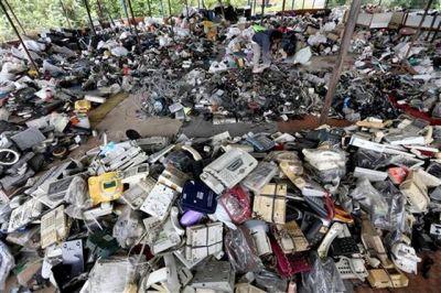 En los �ltimos 5 a�os Asia desech� 12,3 toneladas de basura electr�nica