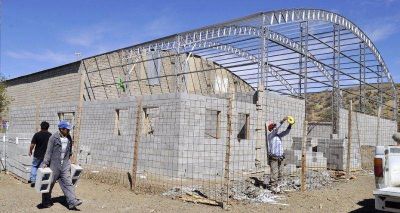 Avanzan las obras en distintos gimnasios municipales